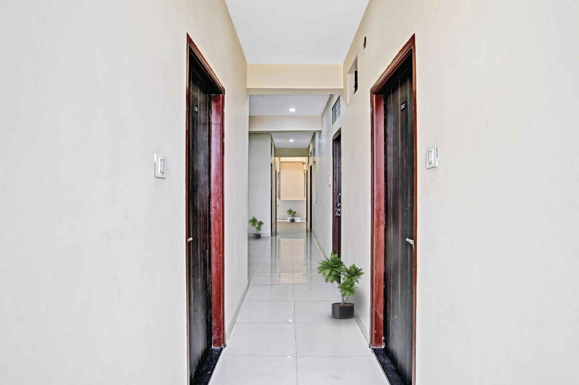Hotel O Dream Palace Indore Luaran gambar